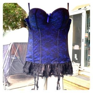 Plus size Victorian lace bustier